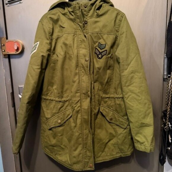 Military Style Parka / Anorak jacket / coat with patches! - Picture 3 of 16